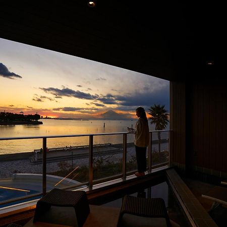 鳥居崎倶楽部 Hotel&Seafoods Kisarazu Eksteriør billede