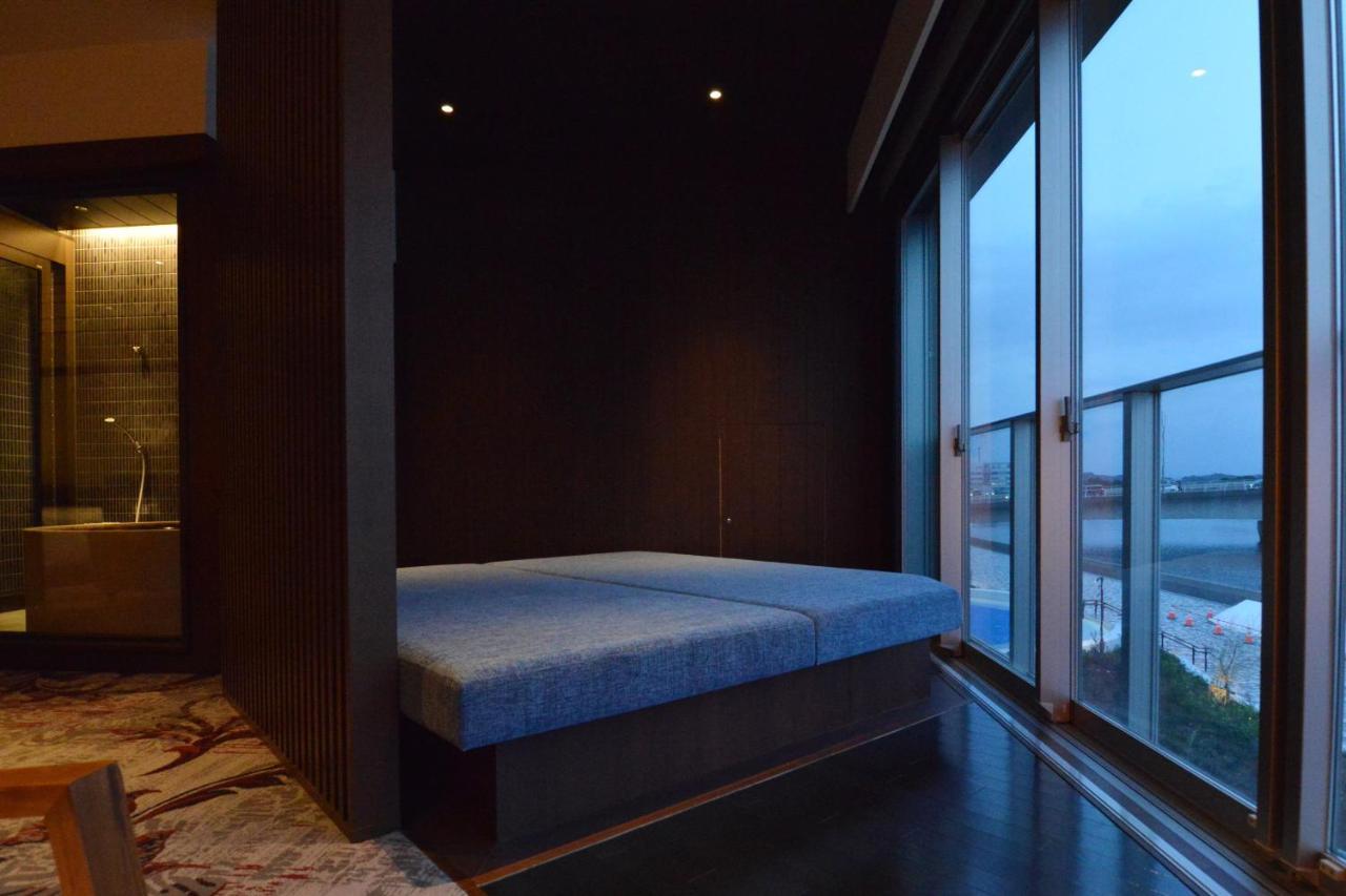 鳥居崎倶楽部 Hotel&Seafoods Kisarazu Eksteriør billede